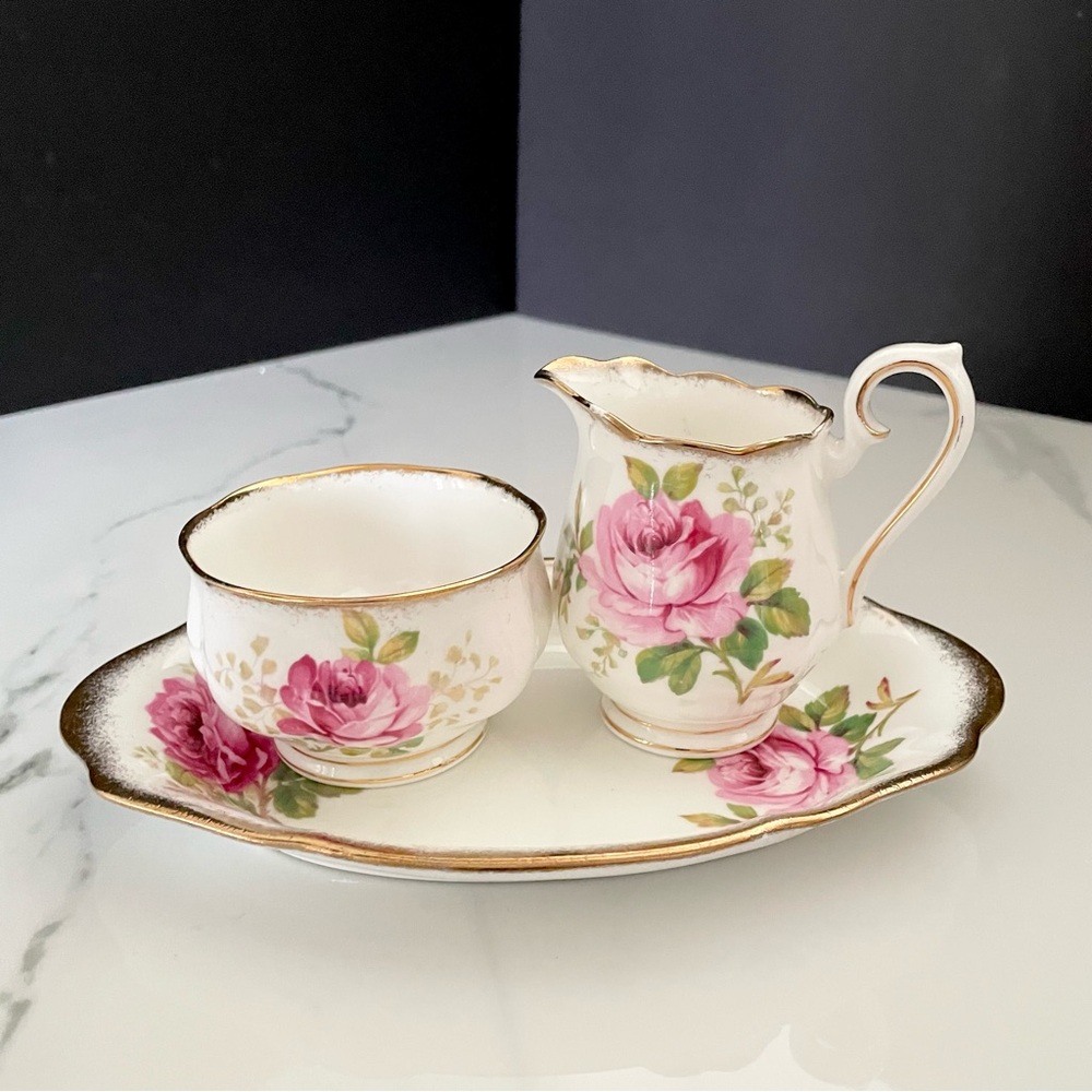 Sugar & Creamer SET with underplate - American Beauty by Royal Albert